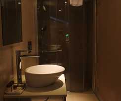 Upsuites Hotel
