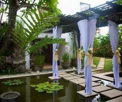 Suarti Resort s and Gallery