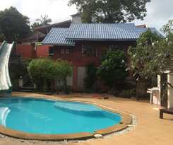 Tharathip Resort