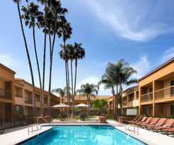 Hotel Courtyard By Marriott Anaheim Buena Park