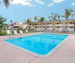 6 Garden Grove