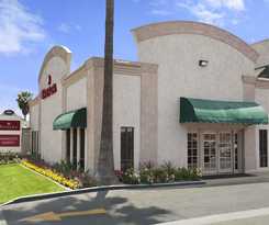 Hotel Solara Inn and Suites