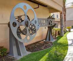 Hotel Best Western Plus Media Center Inn and Suites