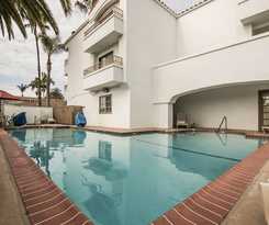 Hotel Comfort Suites San Clemente Beach