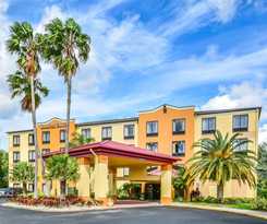 Comfort Suites
