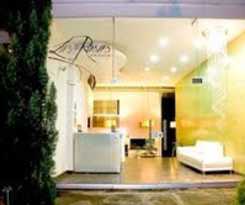 Las Rosas Boutique
