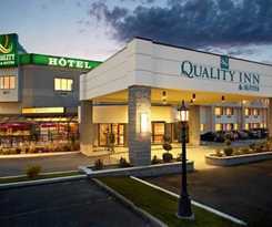 Spark by Hilton Montreal Brossard 
