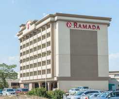 Hotel Ramada By Wyndham Edmonton South