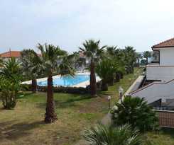 Hotel King's House Resort