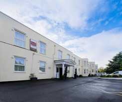 Ramada By Wyndham Cheltenham