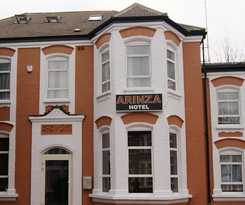 Oyo Arinza , London Ilford