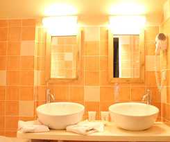 Hotel and Spa Du Domaine Des Thômeaux, The Originals Relais (relais Du Silence)