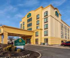 La Quinta Inn & Suites by Wyndham Garden City