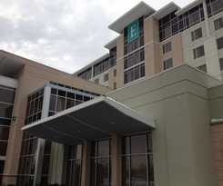 Hotel Embassy Suites Elizabeth Newark Airport