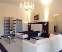 Old Town Square Residence By Emblem