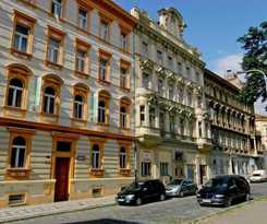 Kostnické Square