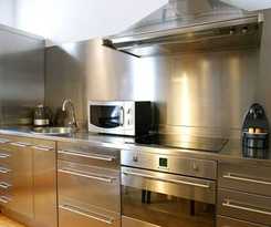  Feel Good Apartments Gothic