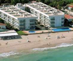  La Riviera