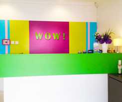 Hotel Wow!