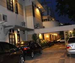 Lagura Residence