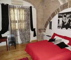 Caesar's Rooms