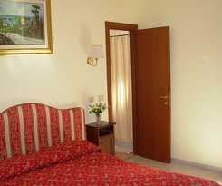 Hotel Bed In Roma