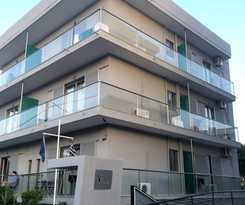 Hotel 7 Palms  Apartments