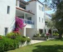Xenios Faros Apartments