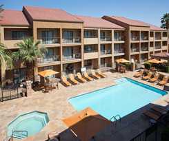 Courtyard By Marriott Las Vegas Convention Center