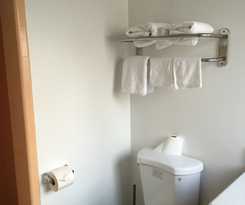 Motel Hi-way Host