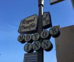 Hotel Royal Pacific Motor Inn
