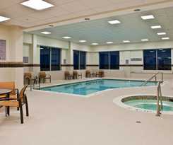 Courtyard By Marriott Ottawa East