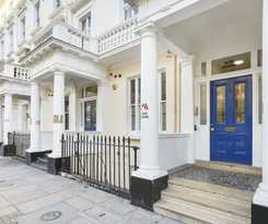 Astor Victoria - Adults Only