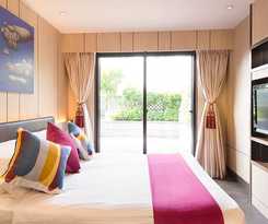 Noah's Ark Resort