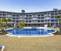 Coral La Quinta Park Suites