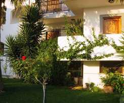 Hotel Angela Studios and Apartments