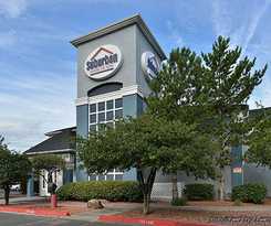 Hotel Suburban Studios