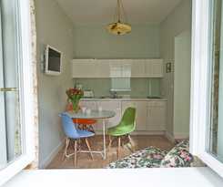 Crystal Suites Chez Helena