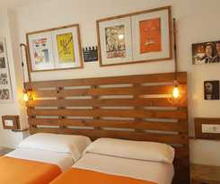 Barri Antic and Pub
