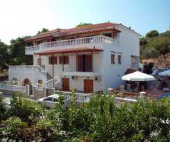 Apartamentos Elena Studios