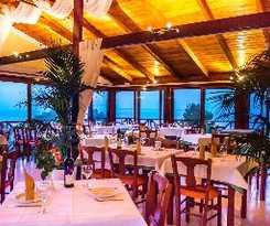 Apartamentos Sea View Village Estudios and 