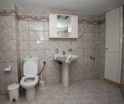  Sunrise Studios and Apartments