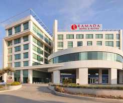 Hotel Ramada and Suites By Wyndham Izmir Kemalpasa