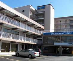 Red Roof Inn Plus+ and Suites Virginia Beach – Seaside
