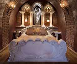 Boutique Sacred House