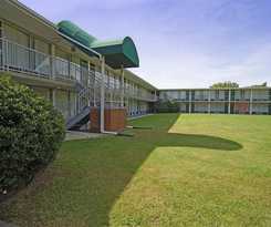 Hotel Express Airport Inn