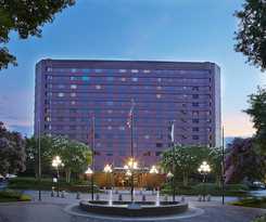 Hotel Renaissance Atlanta Waverly and Convention Center