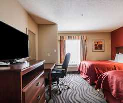 Onyx Suites Wolfchase