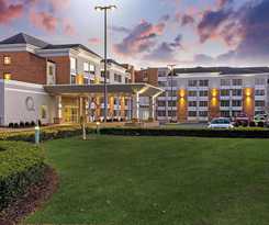 La Quinta Inn and Suites By Wyndham Williamsburg Historic Area