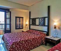 Hotel Simantro Resort